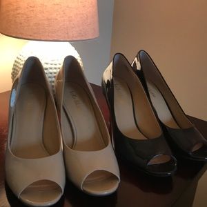 Kelly & Katie Nude and Black Pumps